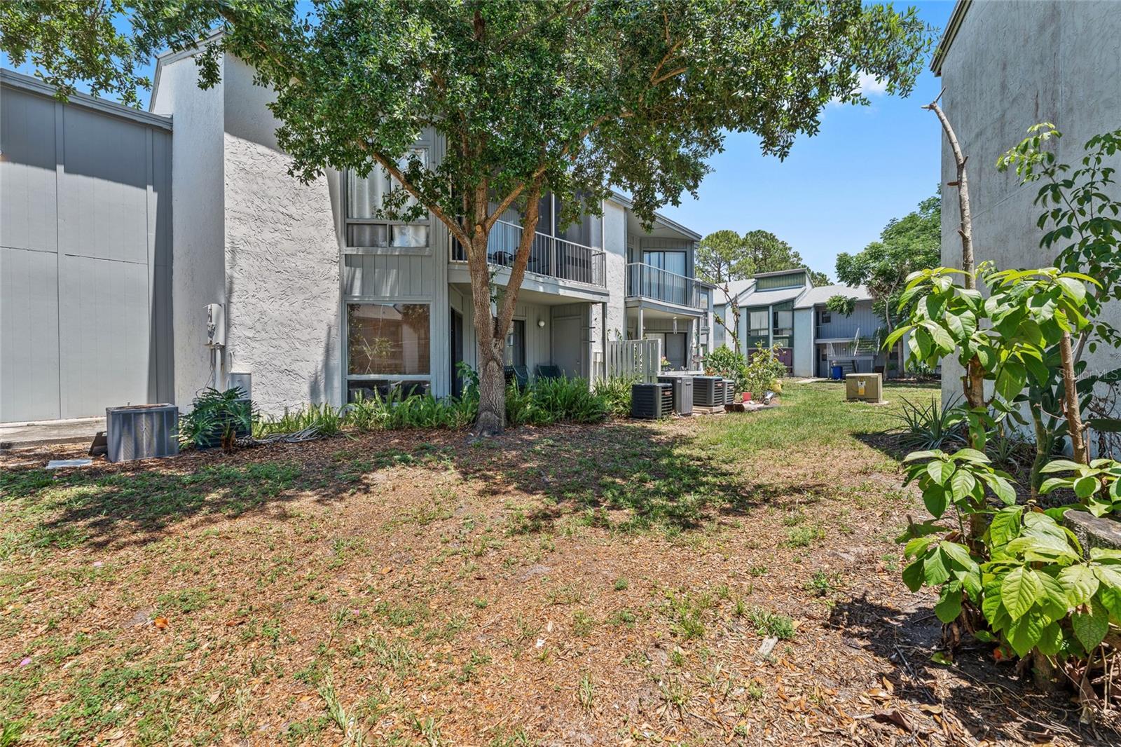 LEMON TREE CONDO SEC 01 - Residential