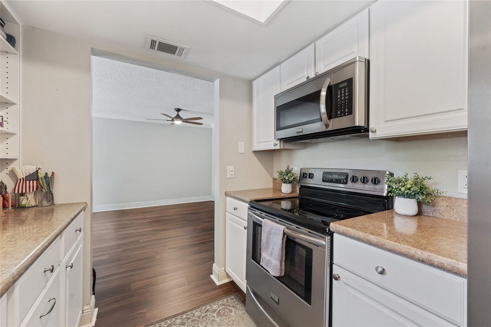LEMON TREE CONDO SEC 01 - Residential
