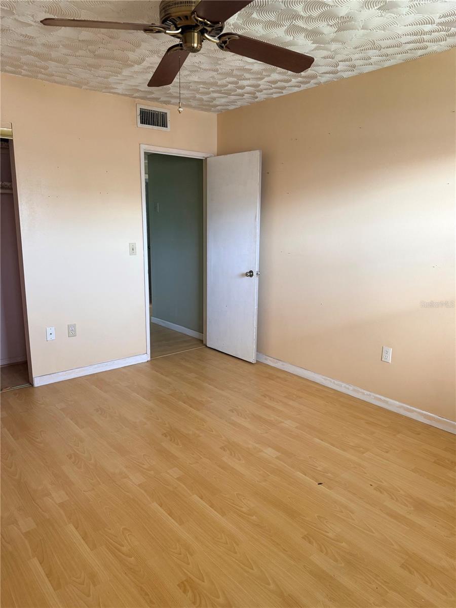 TOWN APTS CONDO - Residential