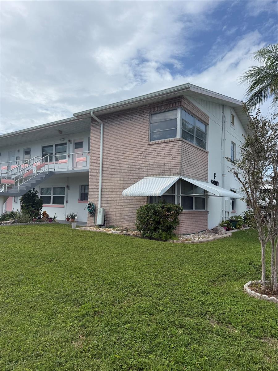 TOWN APTS CONDO - Residential