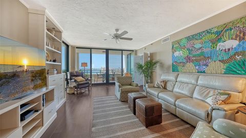 Condominium in SARASOTA FL 1255 GULFSTREAM AVENUE 5.jpg