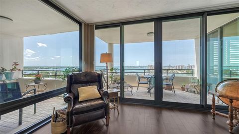 Condominium in SARASOTA FL 1255 GULFSTREAM AVENUE 7.jpg