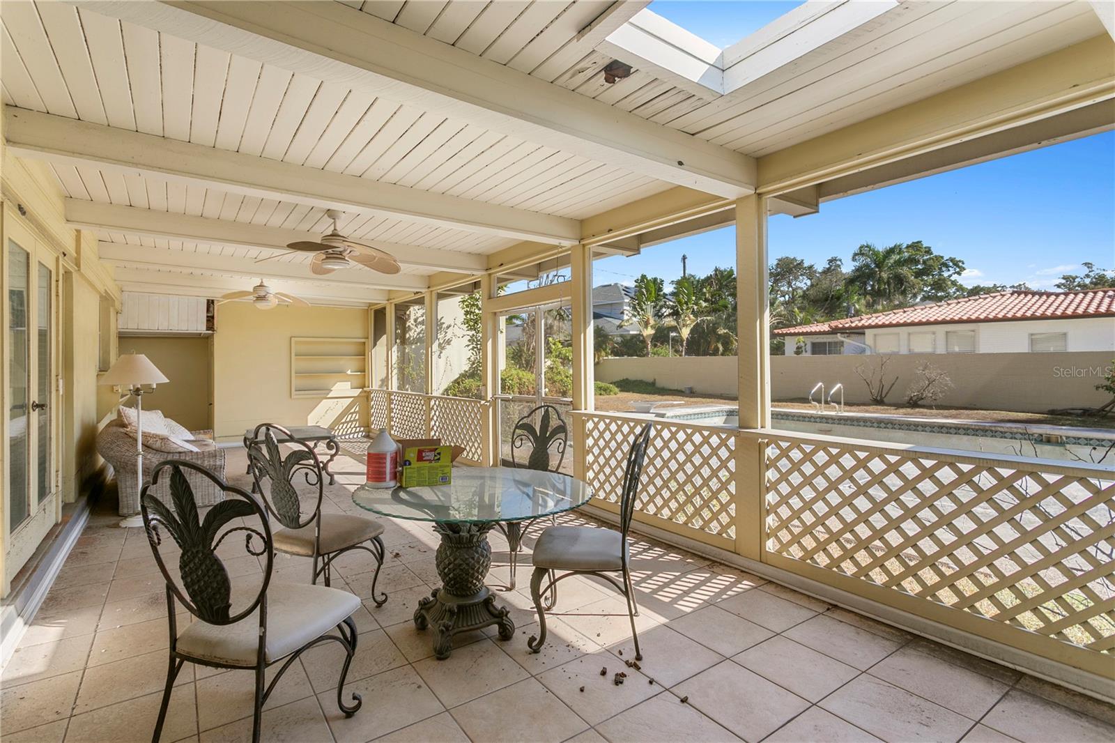 SNELL ISLE BRIGHTWATERS SEC 2 - Residential