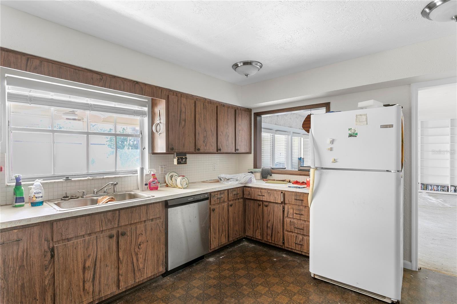 SNELL ISLE BRIGHTWATERS SEC 2 - Residential