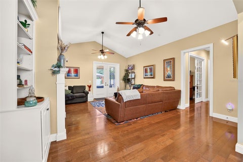 Tiny photo for 4713 SE 28th Street, Ocala, FL 34480 (MLS # OM731034)