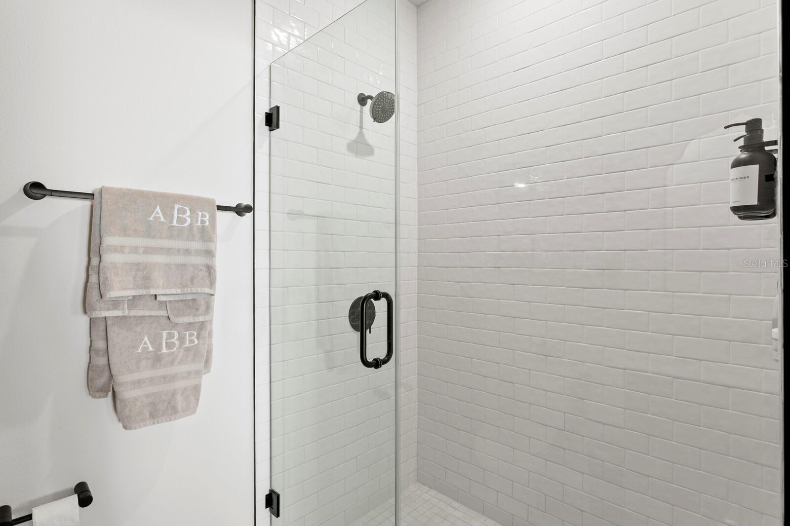 D2Y / ALCOVE TOWNHOMES - Residential