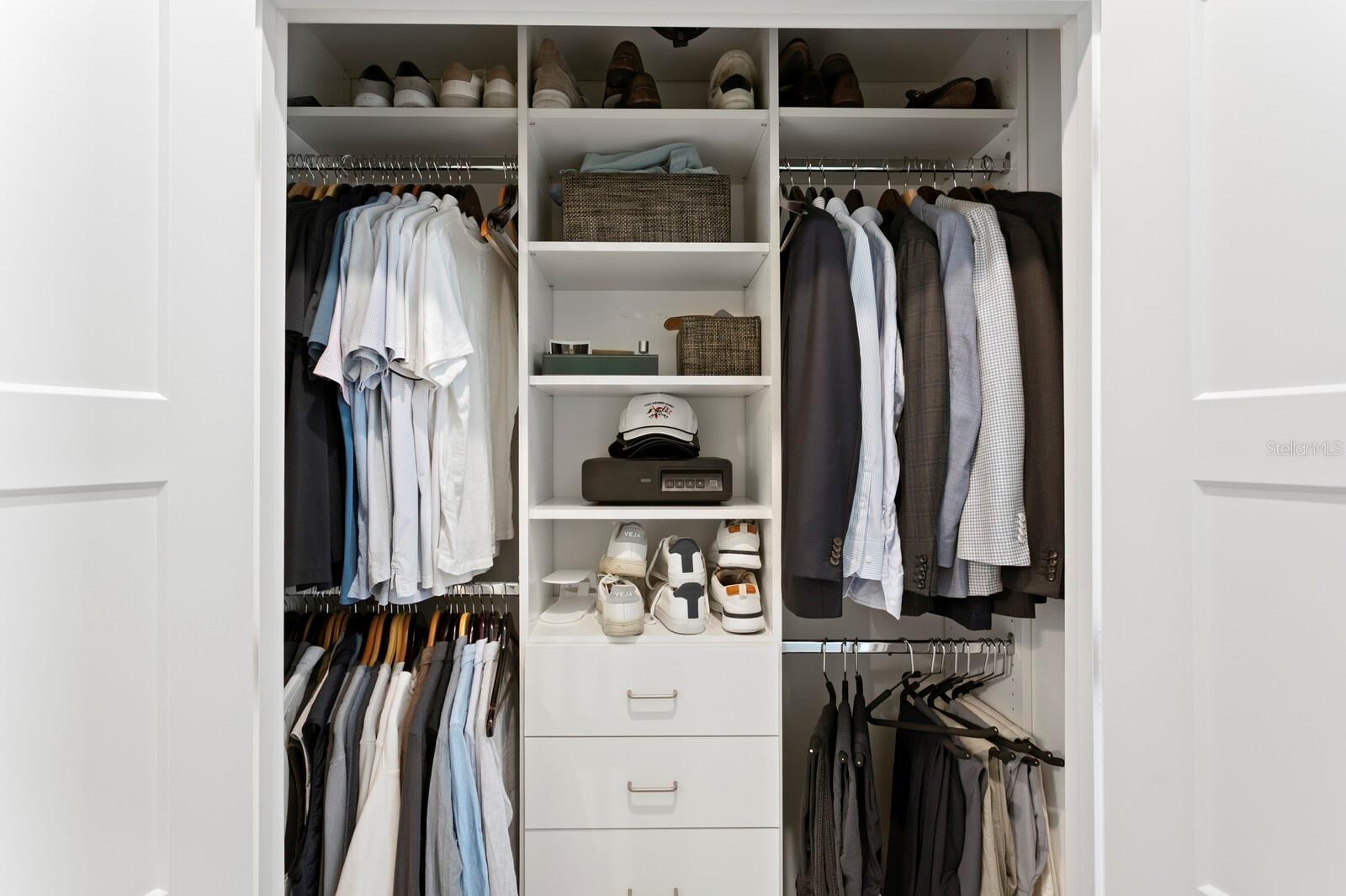 D2Y / ALCOVE TOWNHOMES - Residential