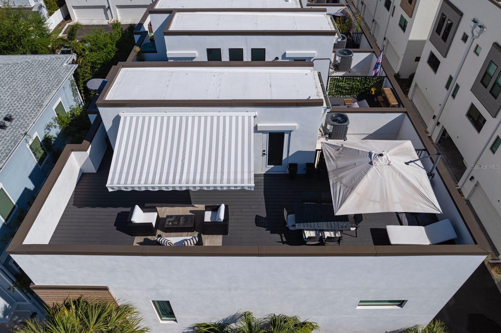 D2Y / ALCOVE TOWNHOMES - Residential