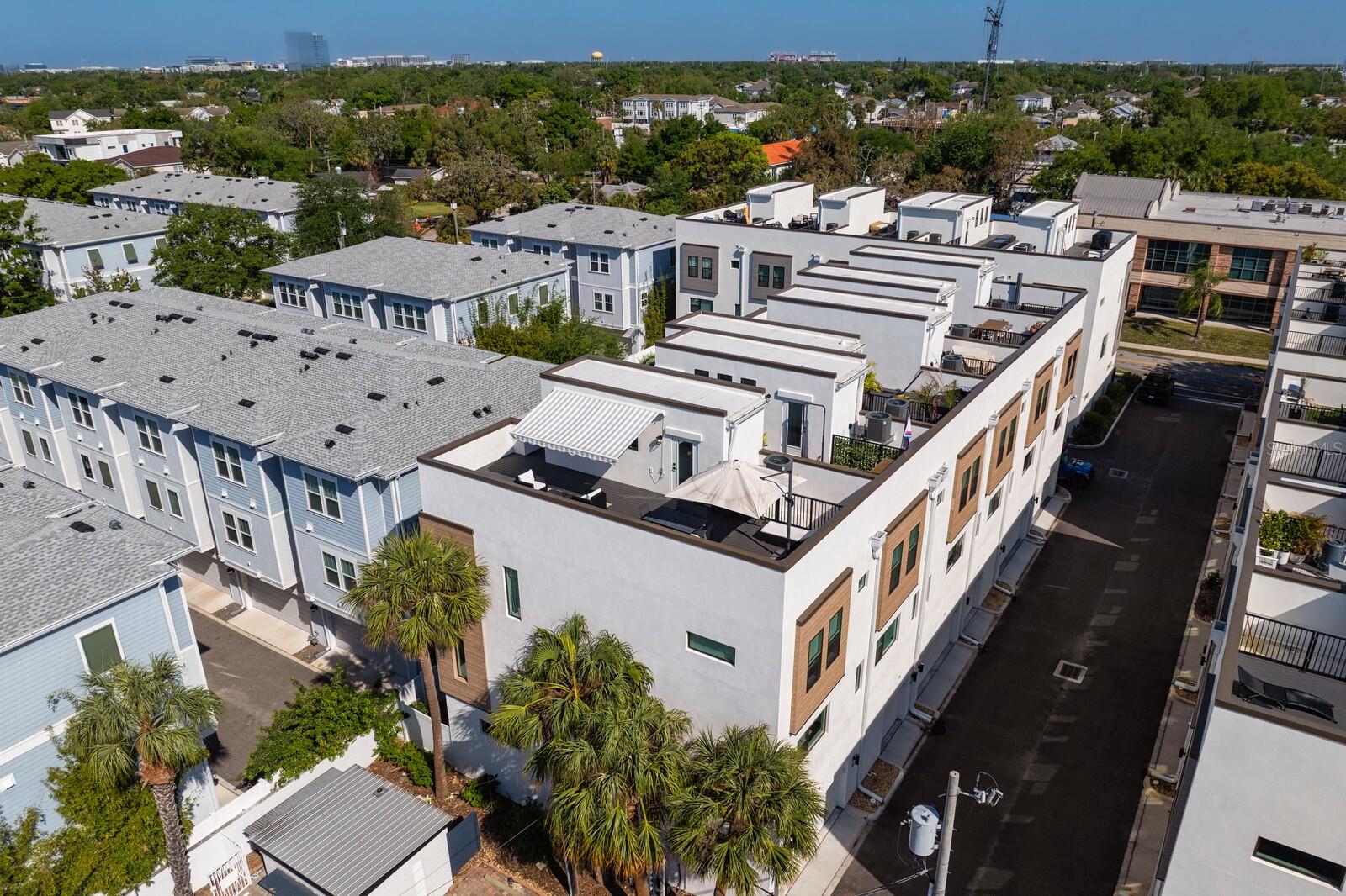 D2Y / ALCOVE TOWNHOMES - Residential