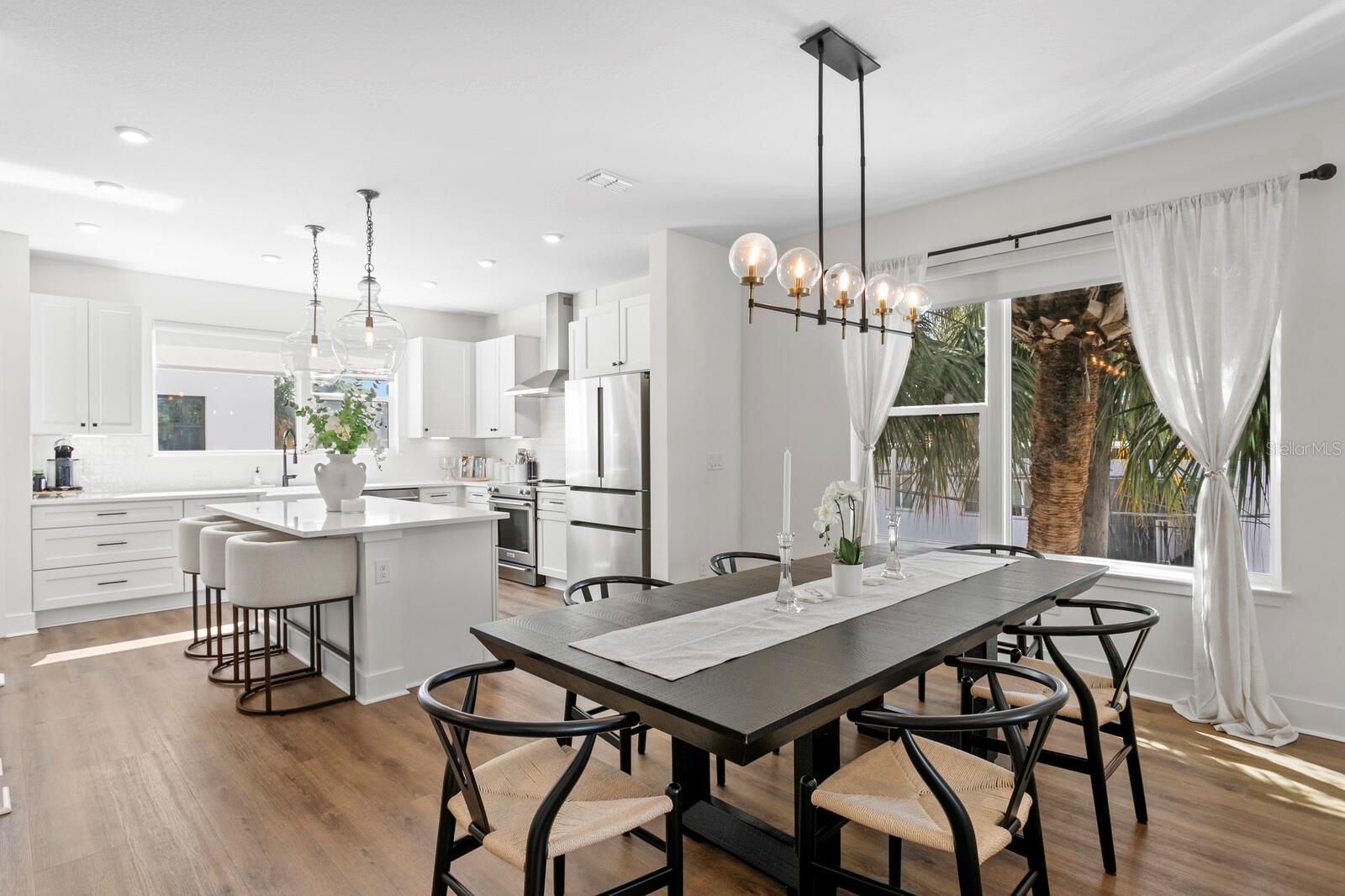 D2Y / ALCOVE TOWNHOMES - Residential