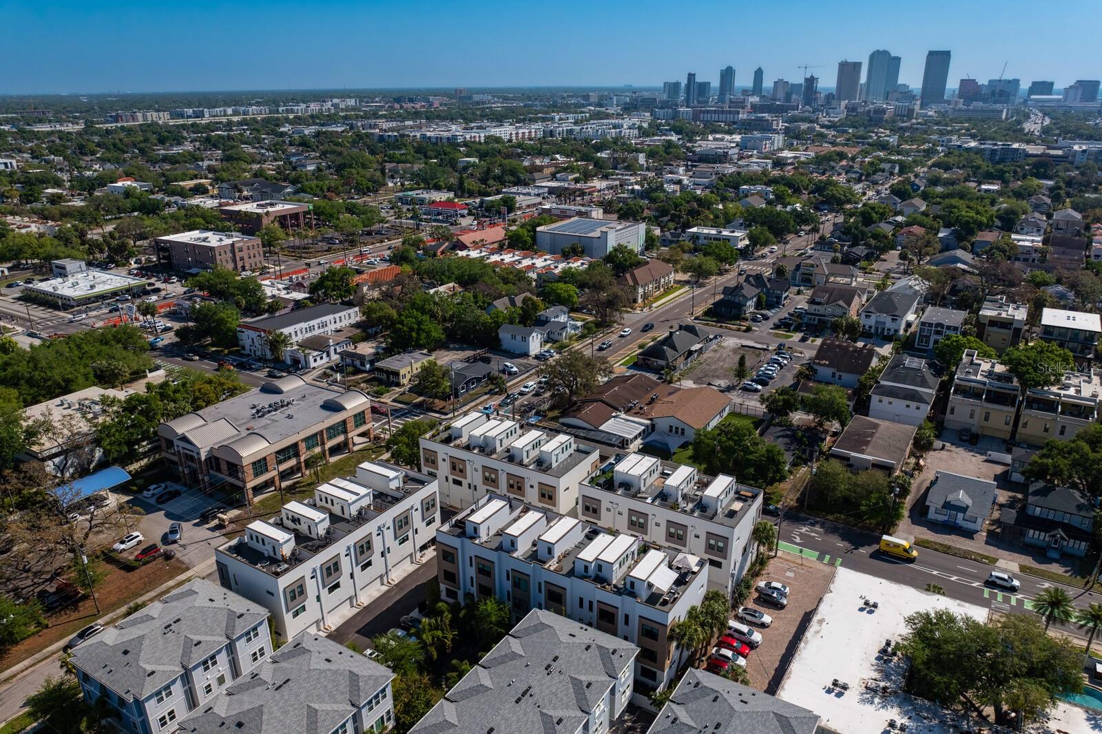D2Y / ALCOVE TOWNHOMES - Residential