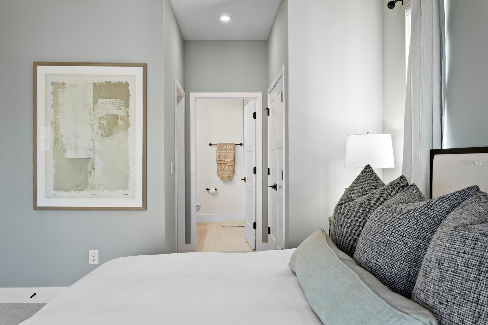 D2Y / ALCOVE TOWNHOMES - Residential