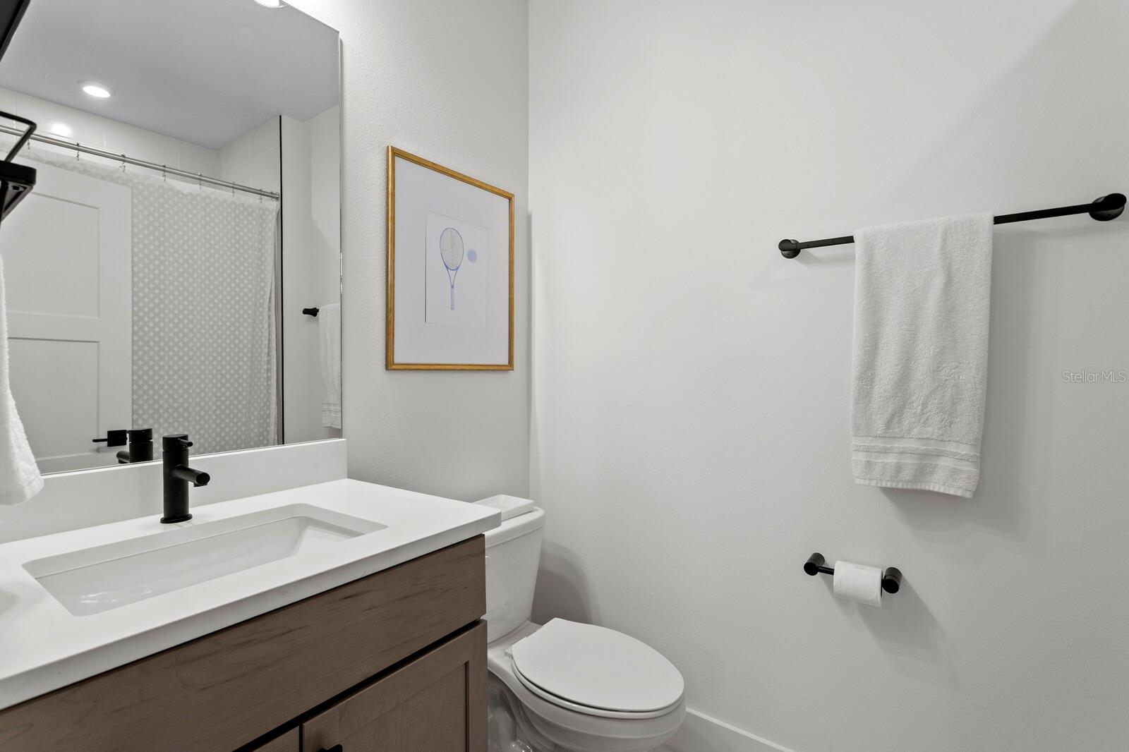 D2Y / ALCOVE TOWNHOMES - Residential