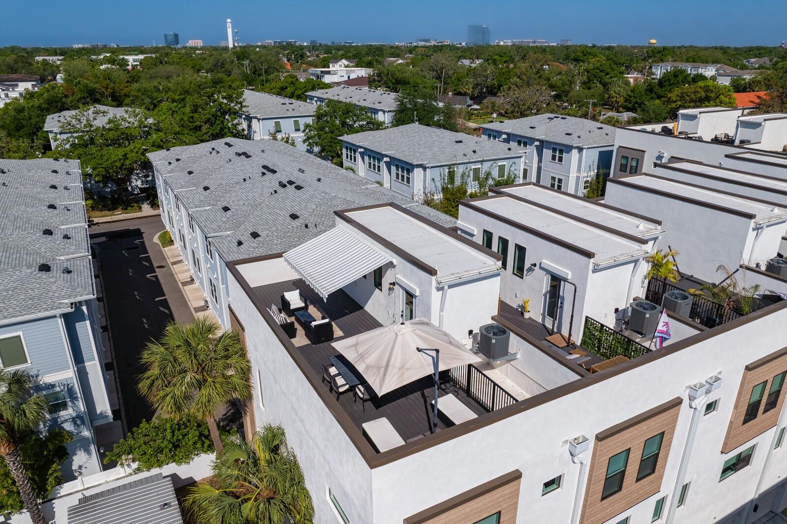 D2Y / ALCOVE TOWNHOMES - Residential