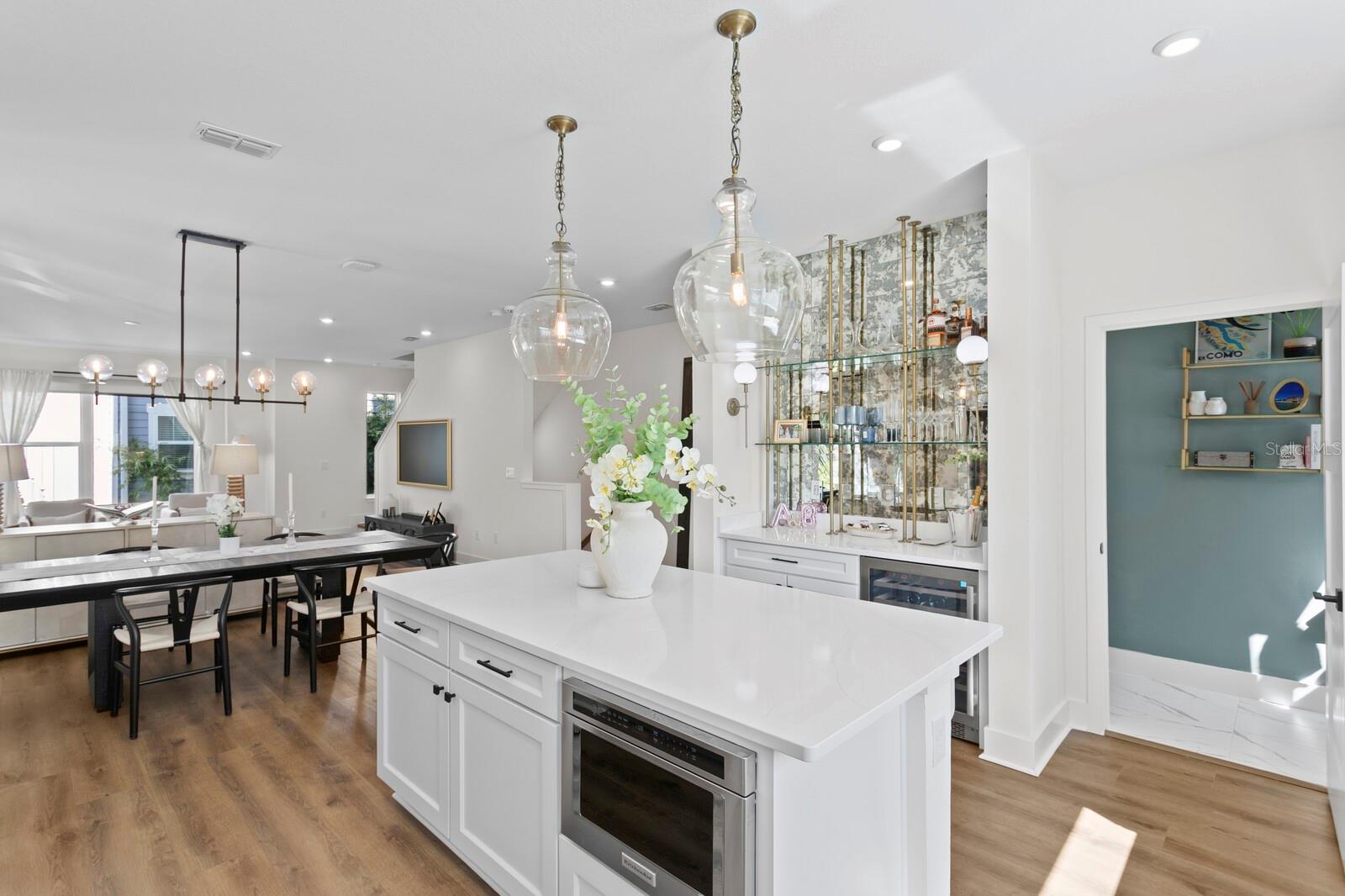 D2Y / ALCOVE TOWNHOMES - Residential