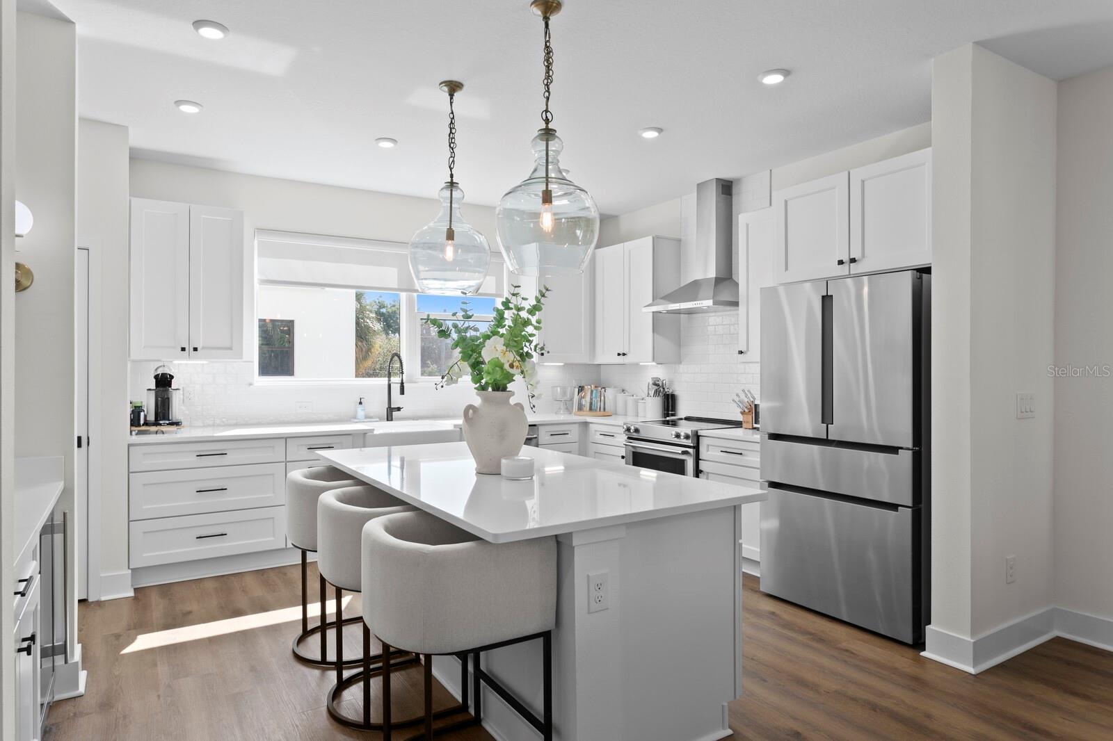 D2Y / ALCOVE TOWNHOMES - Residential