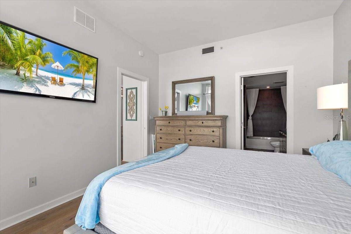 SAGE THE CONDO - Residential Lease