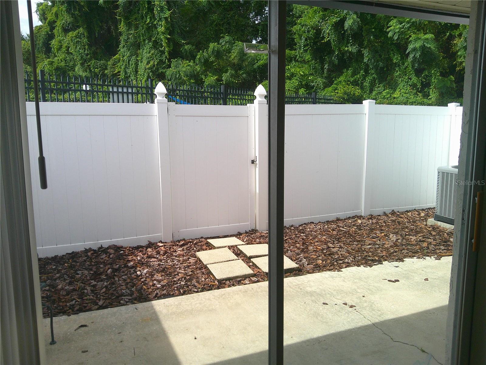 PARK LAKE VILLAS CONDO CB 2/52 - Residential