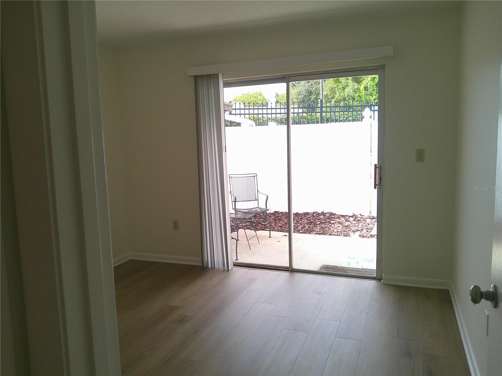 PARK LAKE VILLAS CONDO CB 2/52 - Residential
