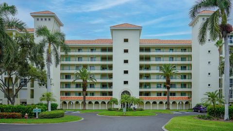 Photo of 4801 Osprey Drive S #107, St Petersburg, FL 33711 (MLS # U8231141)