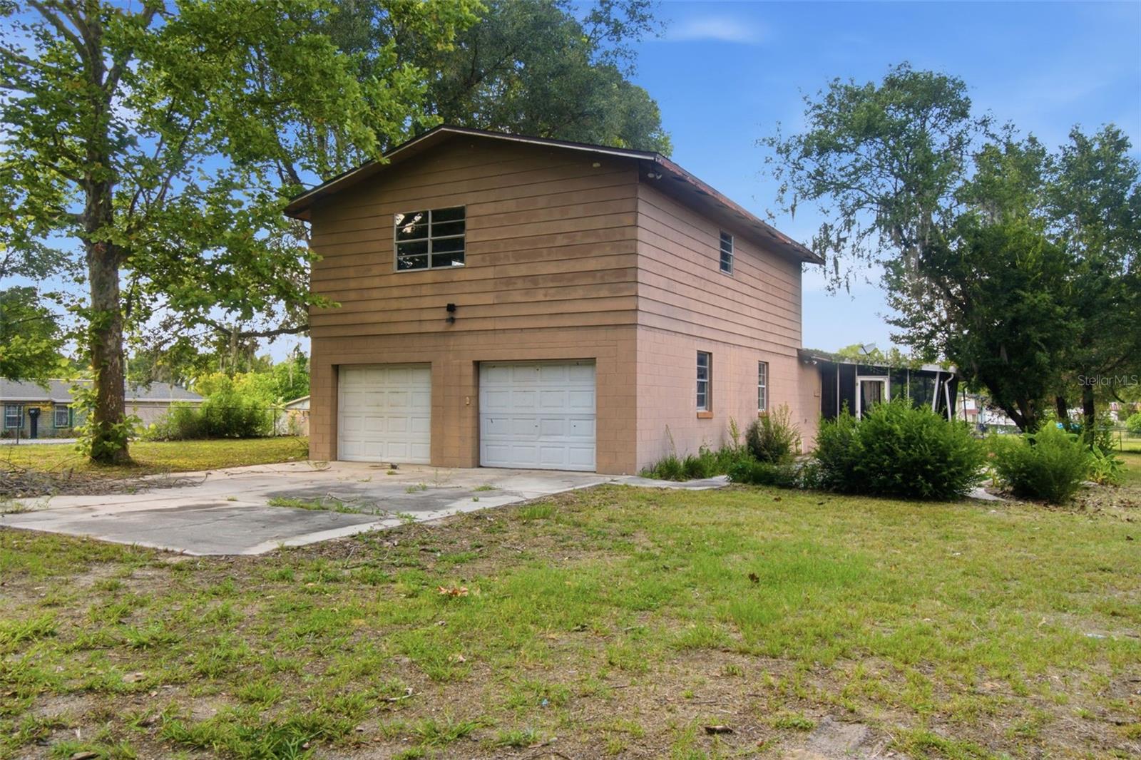 2805 NE 24TH COURT