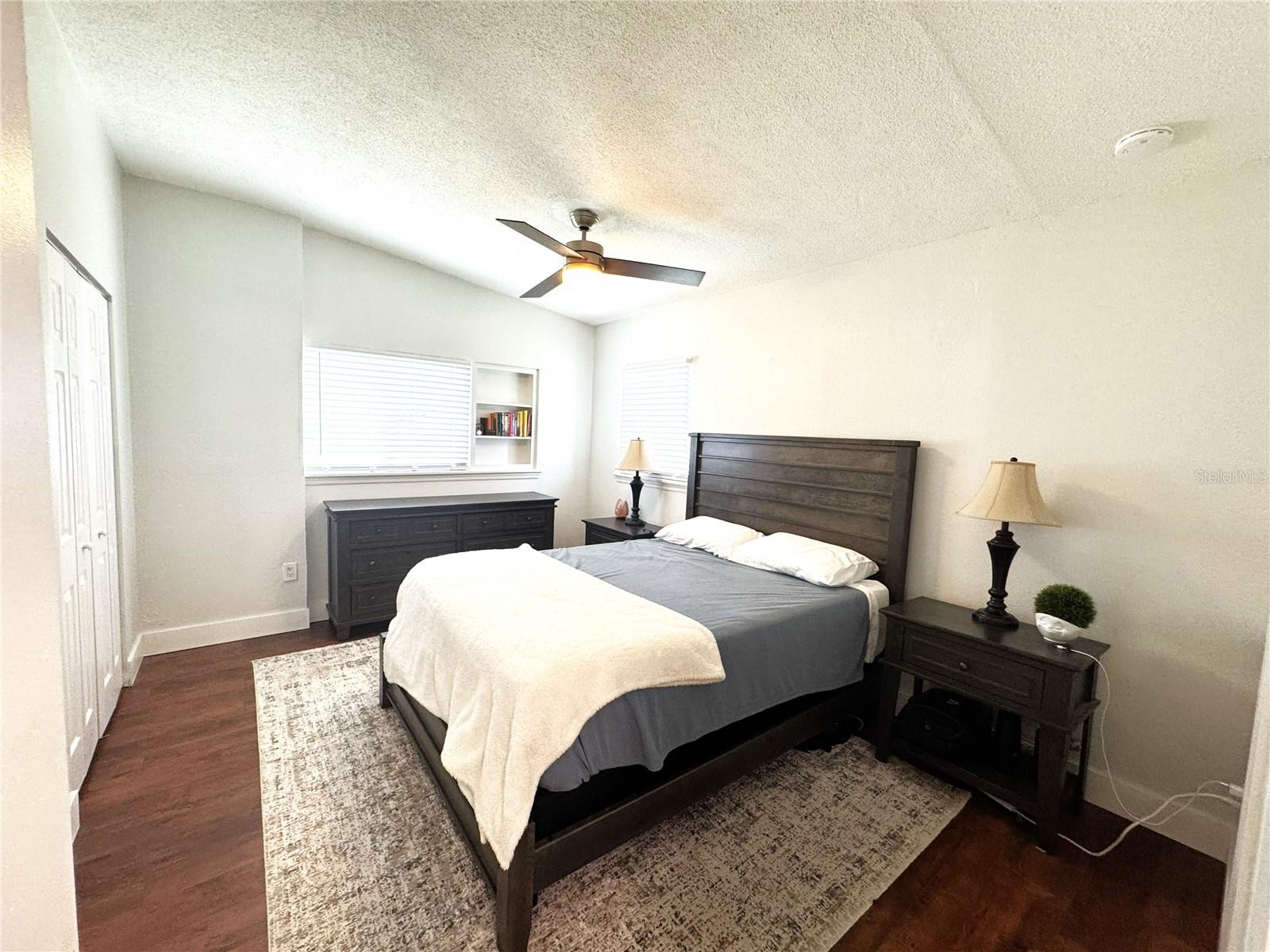 LAKE BARTON PARK - Residential
