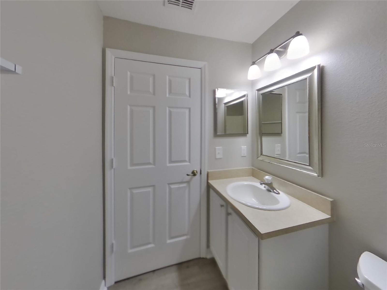 DELTONA LAKES UNIT 34 - Residential Lease