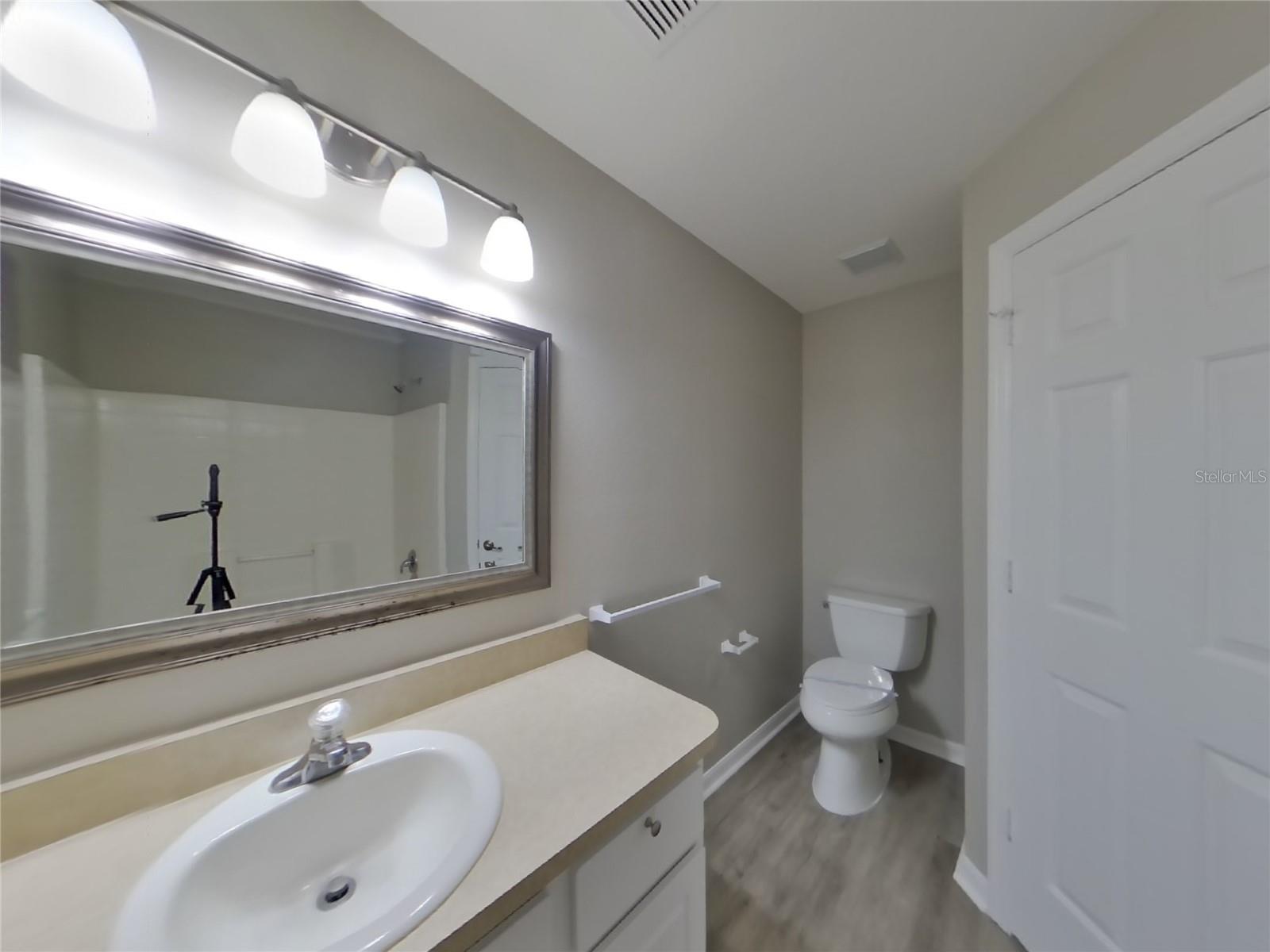 DELTONA LAKES UNIT 34 - Residential Lease