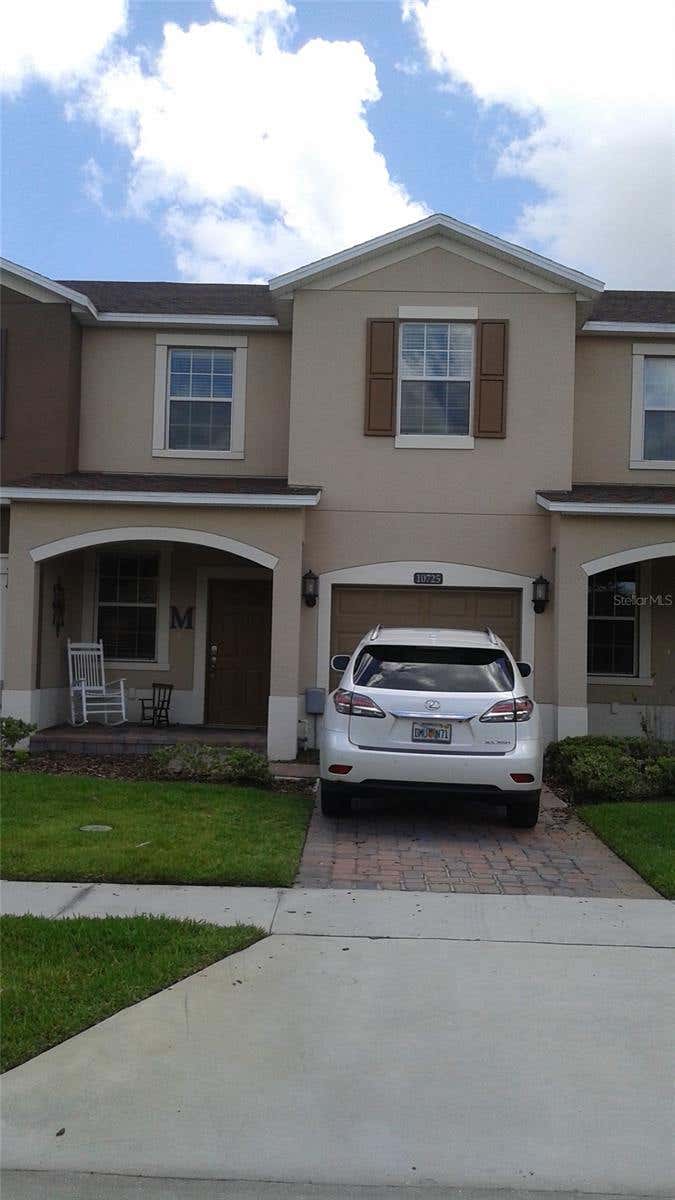 Photo of 10725 Savannah Landing Circle, Orlando, FL 32832 (MLS # O6434413)