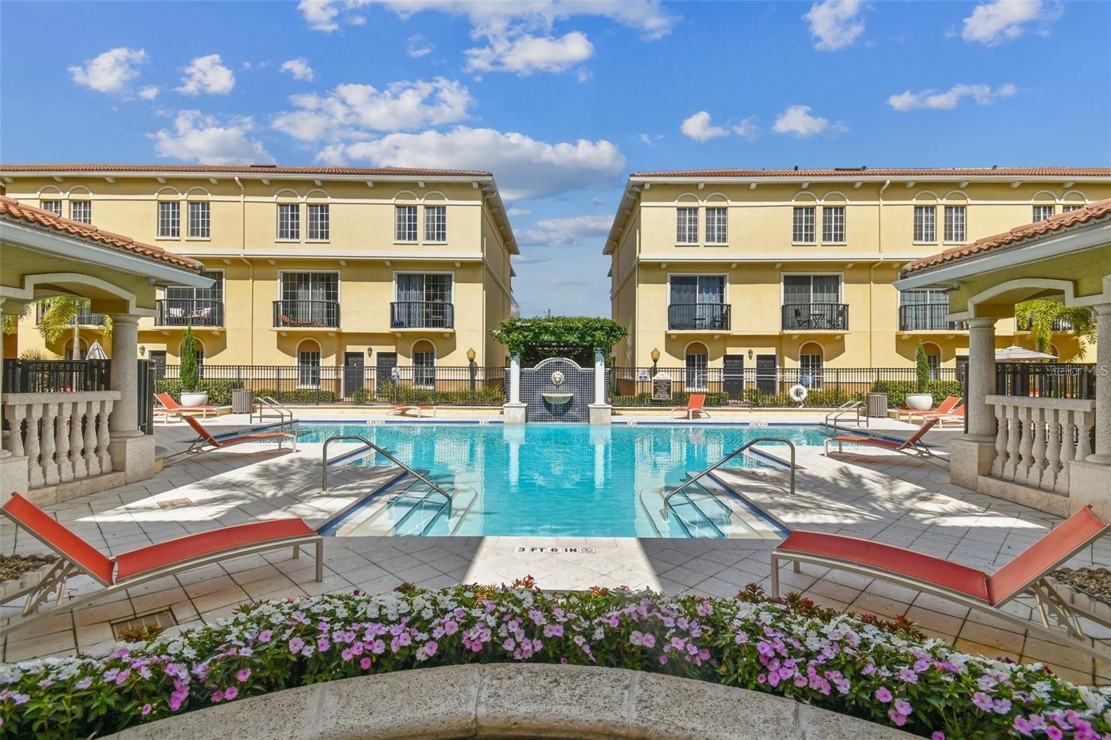 CORDOBA AT BEACH PARK A CONDOM - Residential