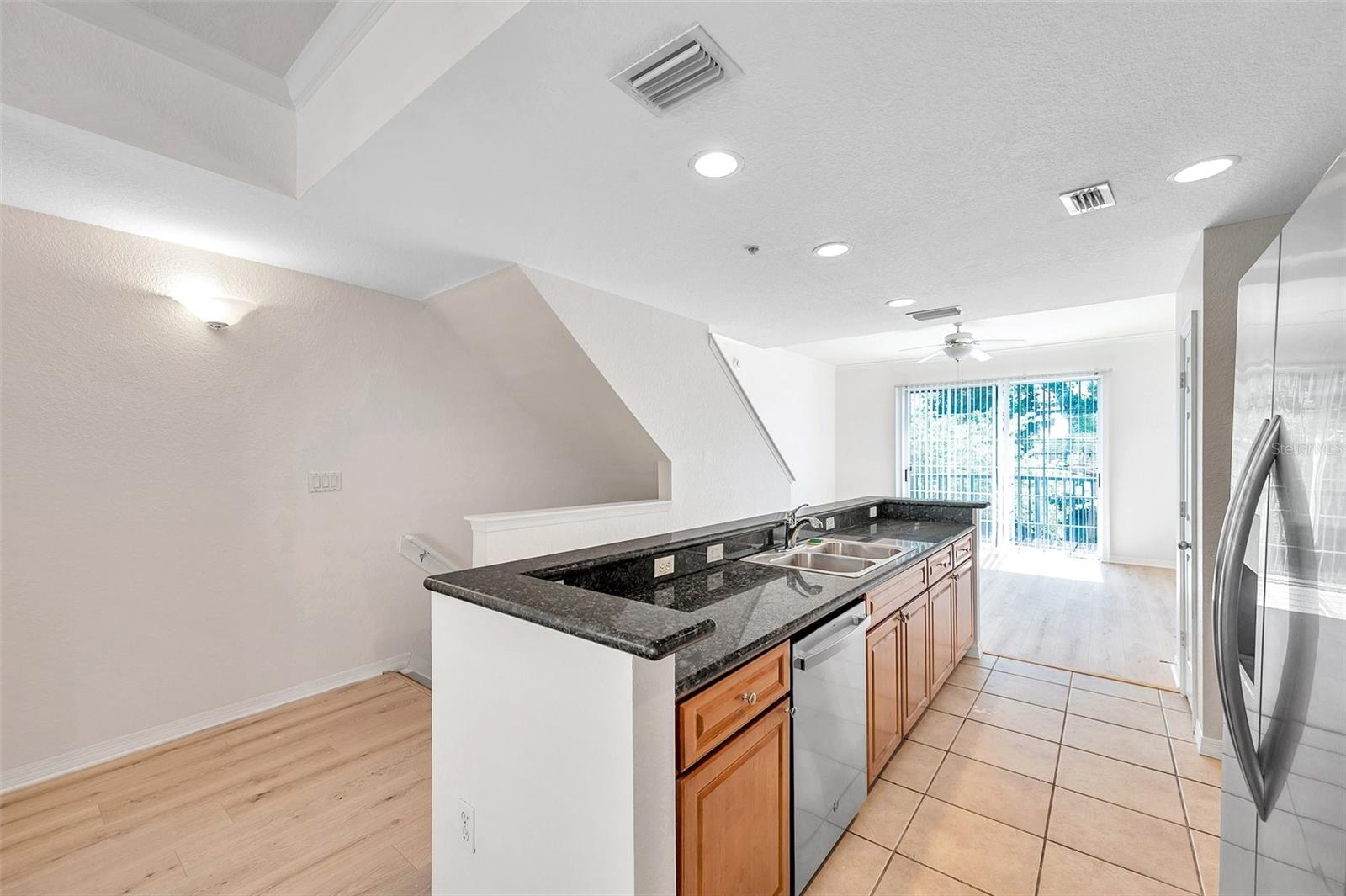 CORDOBA AT BEACH PARK A CONDOM - Residential