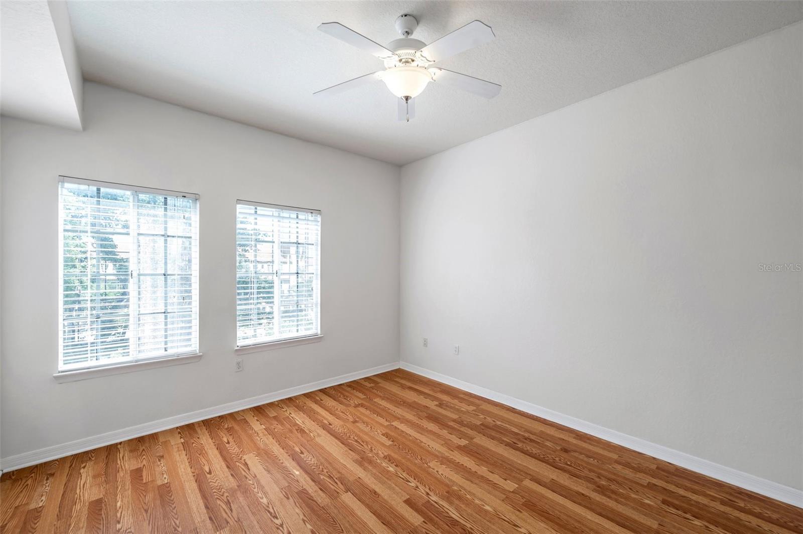 CORDOBA AT BEACH PARK A CONDOM - Residential