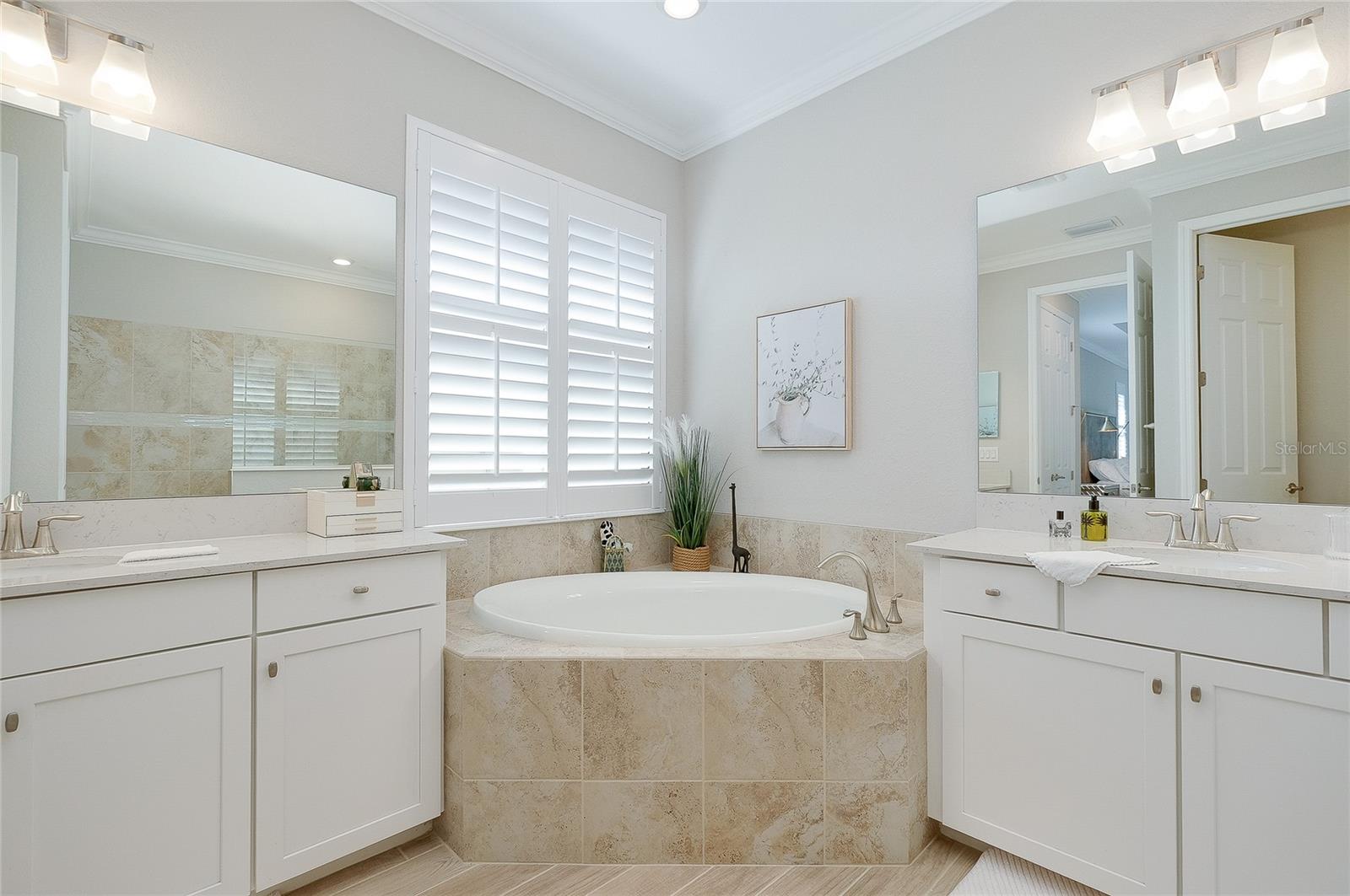 SARASOTA NATIONAL PH 8 - Residential