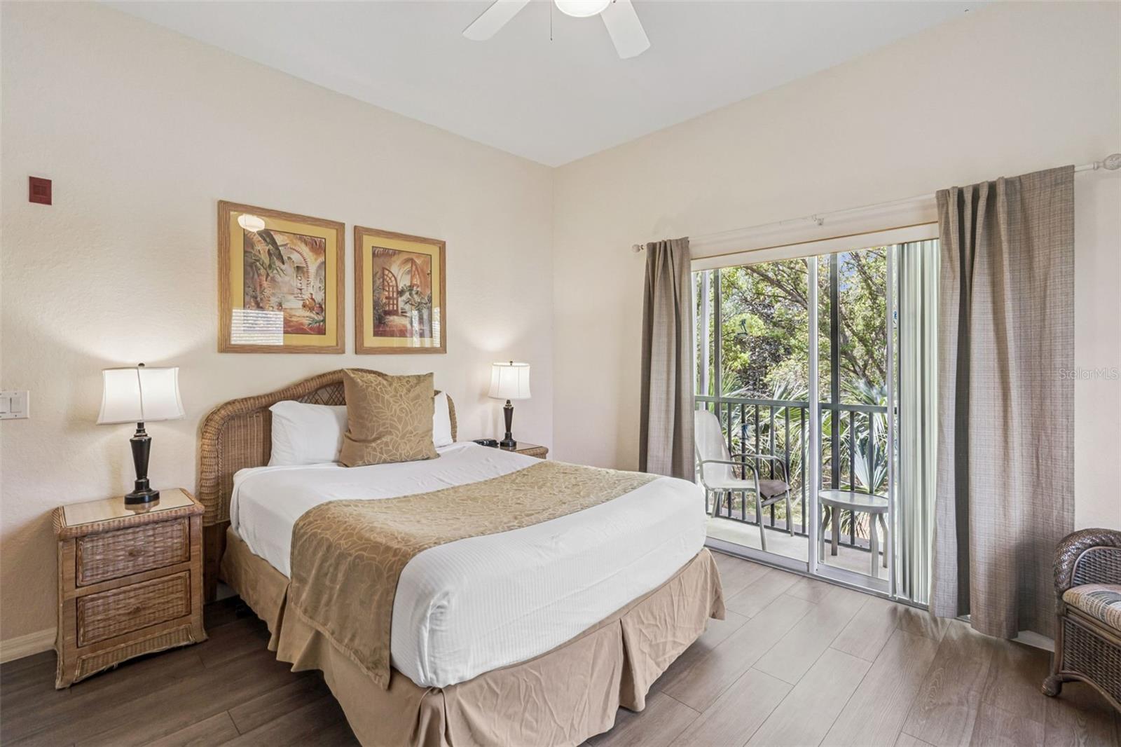 BAHAMA BAY RESORT - Residential