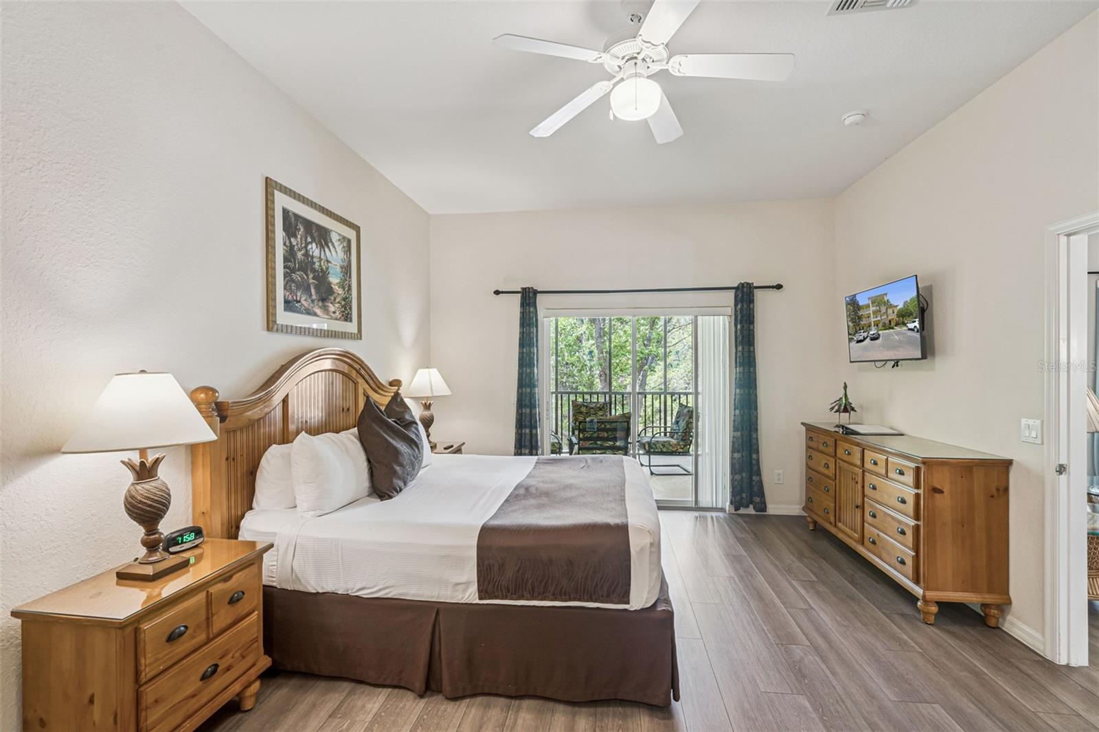 BAHAMA BAY RESORT - Residential