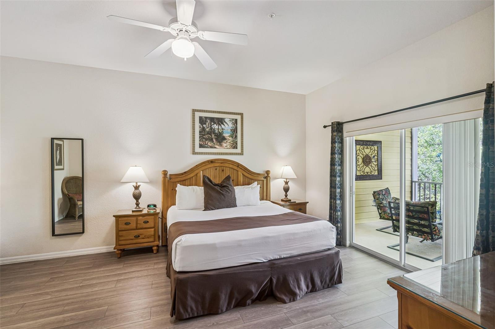 BAHAMA BAY RESORT - Residential