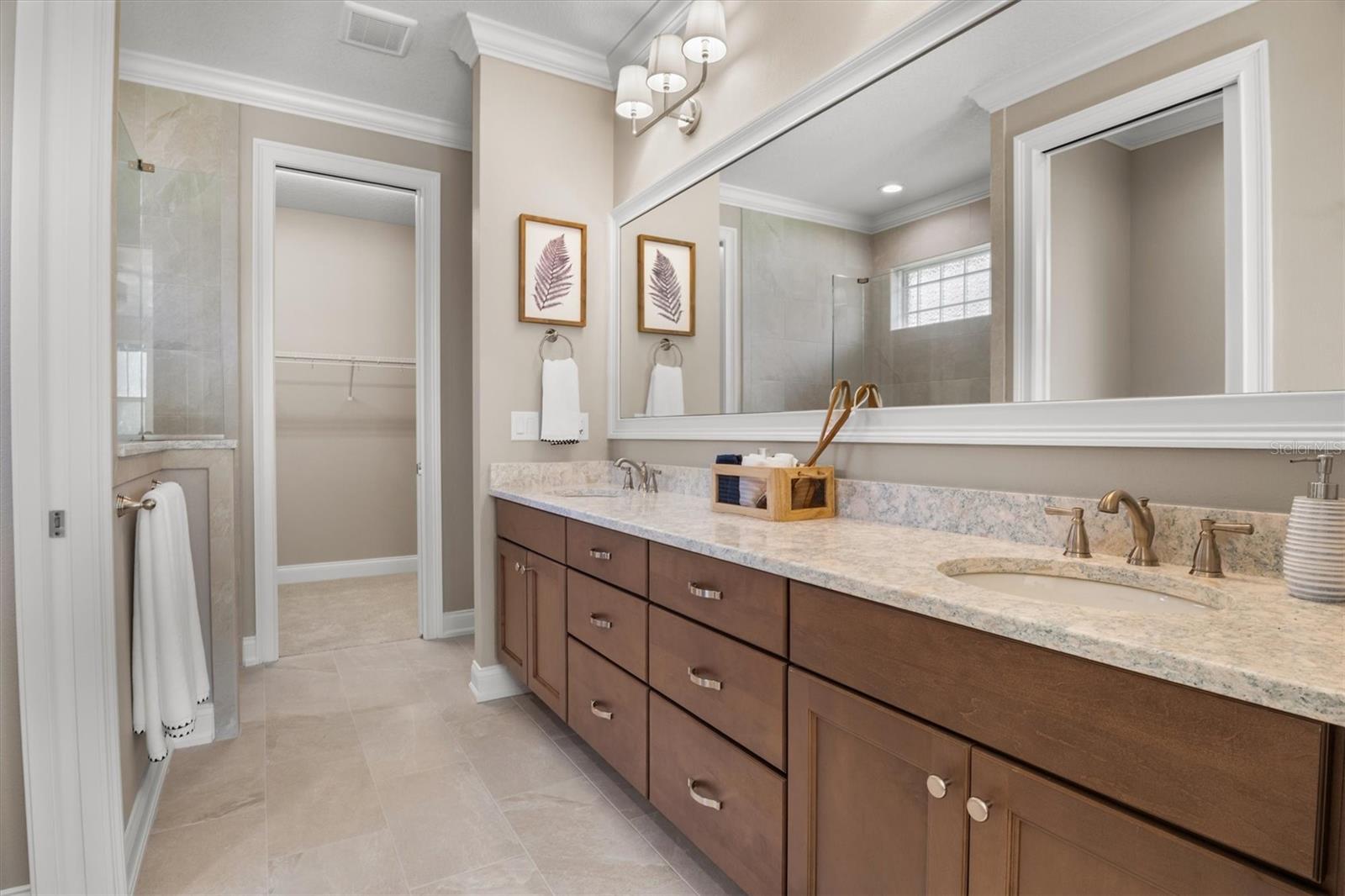 LAKE JAMES PH 4 - Residential