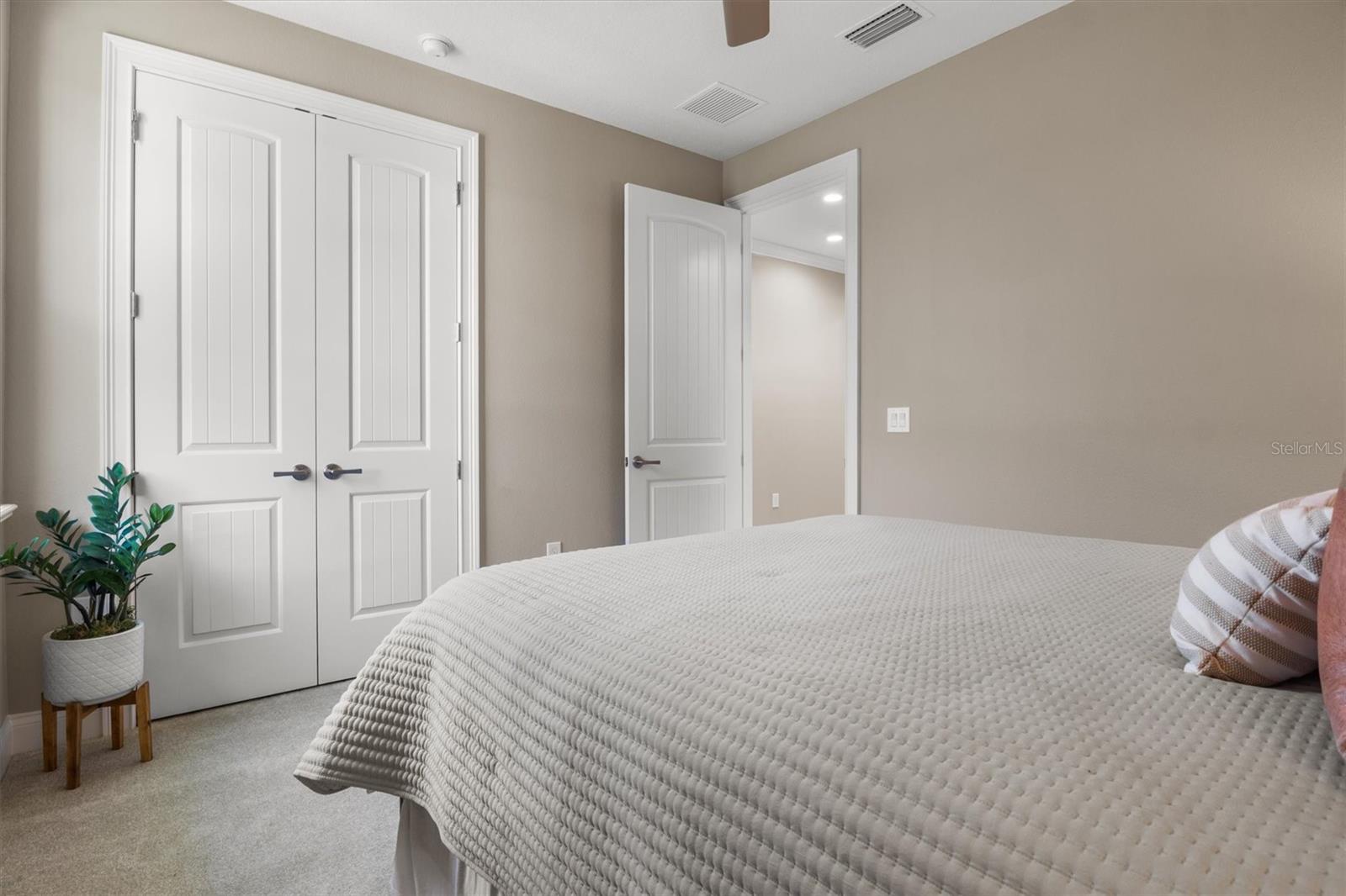 LAKE JAMES PH 4 - Residential