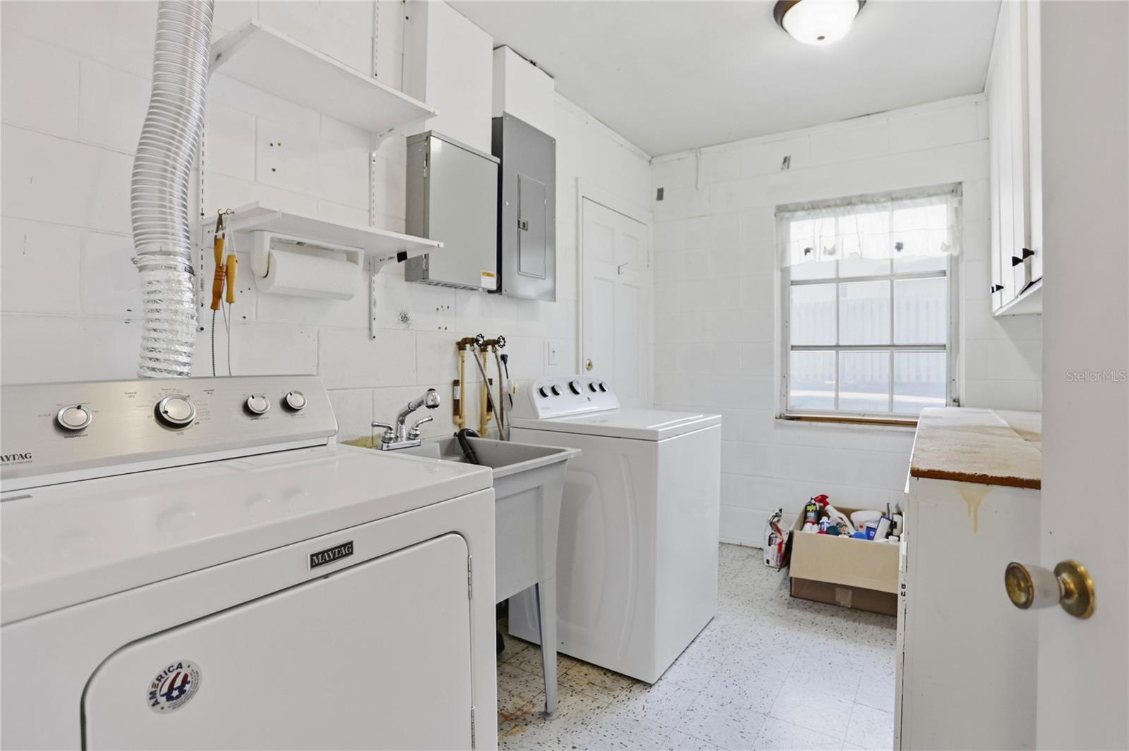 DOMMERICH ESTATES 2ND ADD - Residential