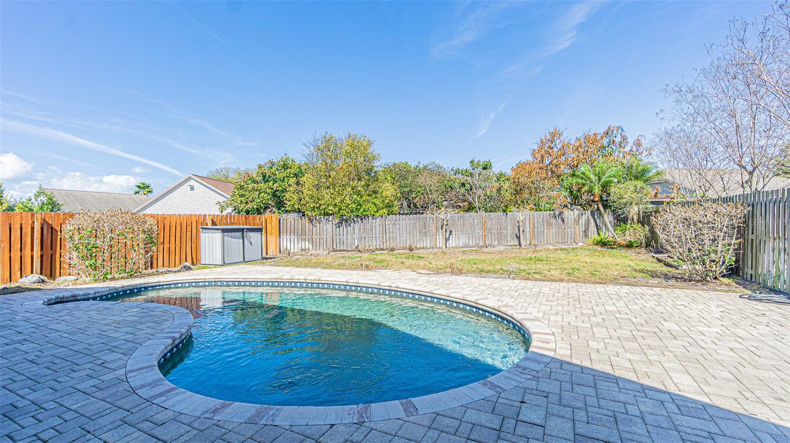 WEST BAY PH 1 - Residential