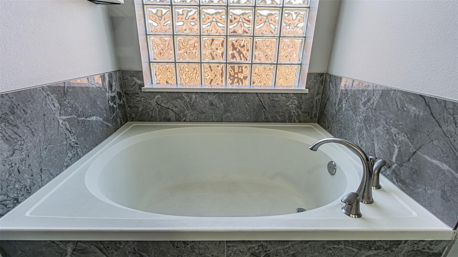 WEST BAY PH 1 - Residential