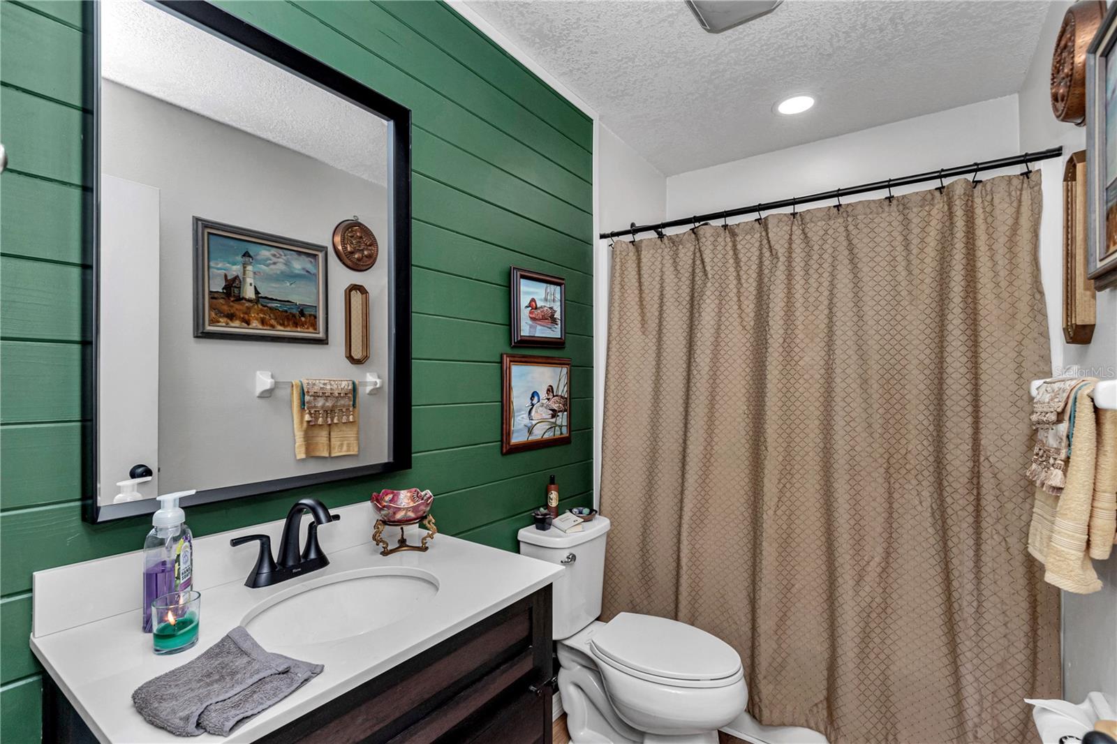 ECHO HILLS - Residential