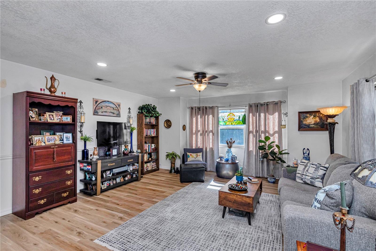 ECHO HILLS - Residential