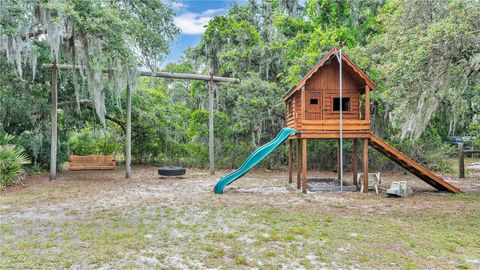 A home in WINTER HAVEN