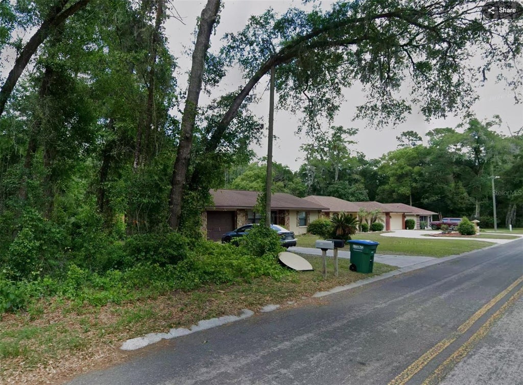 Photo of 6033 E Dell Lane, Inverness, FL 34452 (MLS # OM731616)