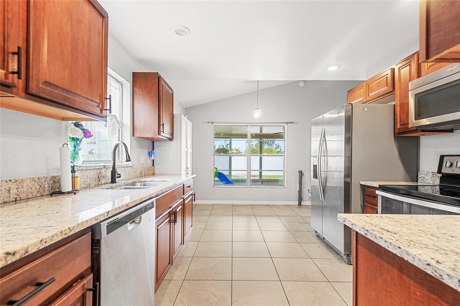 12853 MARYLAND WOODS COURT