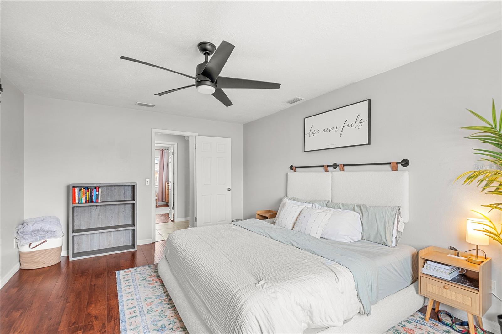 MEADOW WOODS VILLAGE 04 - Residential