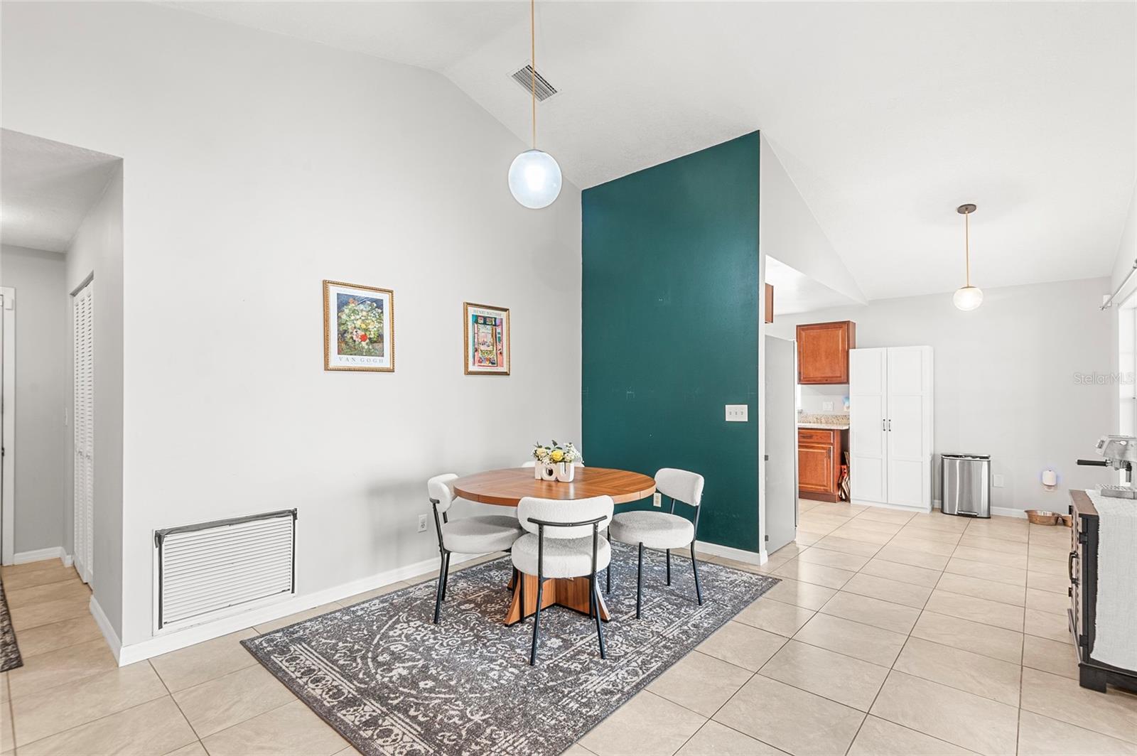 MEADOW WOODS VILLAGE 04 - Residential