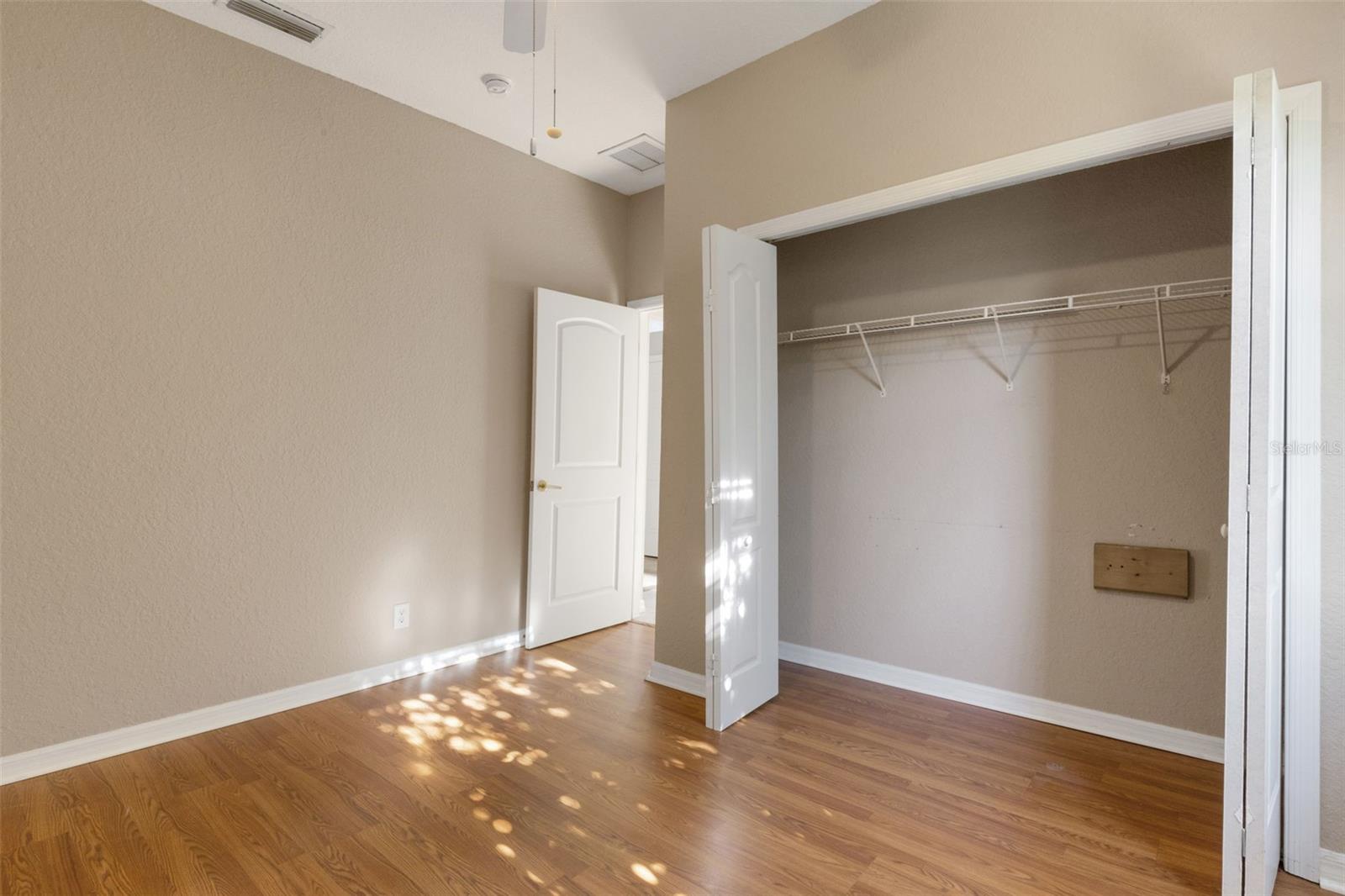 RIVER PLACE - Residential