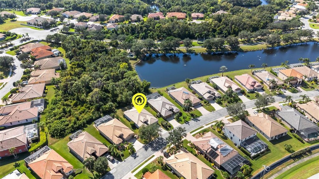 Photo of 6874 74th Street Circle E, Bradenton, FL 34203 (MLS # A4669280)